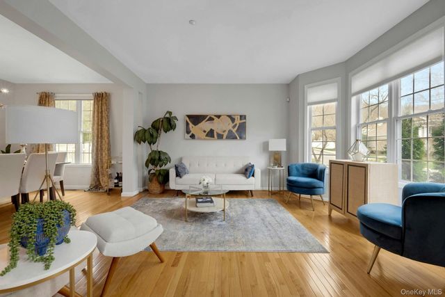 33 Valimar Boulevard, White Plains, NY 10603