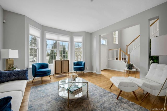 33 Valimar Boulevard, White Plains, NY 10603