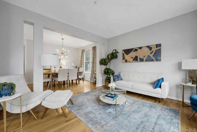 33 Valimar Boulevard, White Plains, NY 10603