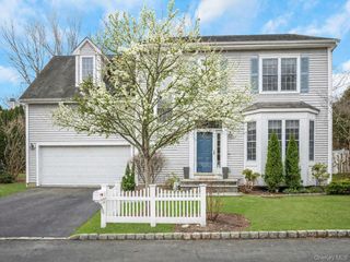 33 Valimar Boulevard, White Plains, NY 10603