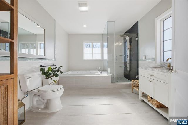 364 W Clinton Avenue, Tenafly, NJ 07670