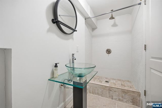 364 W Clinton Avenue, Tenafly, NJ 07670