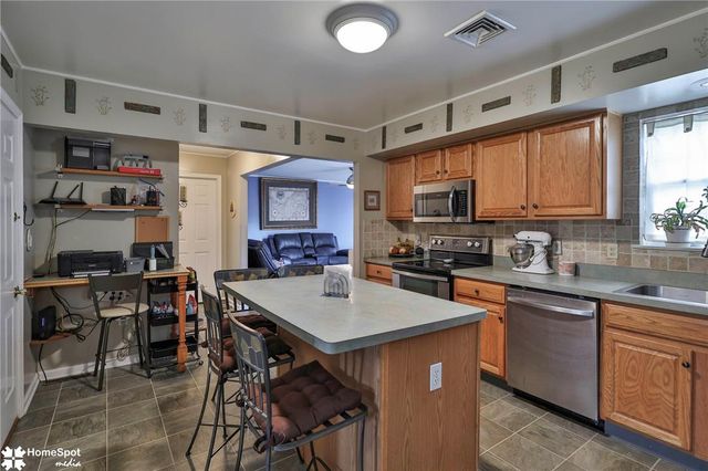 5016 Foxrun Lane, Whitehall Twp, PA 18052