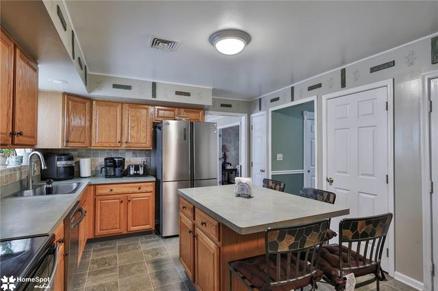 5016 Foxrun Lane, Whitehall Twp, PA 18052