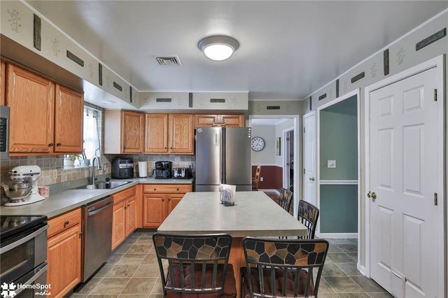 5016 Foxrun Lane, Whitehall Twp, PA 18052