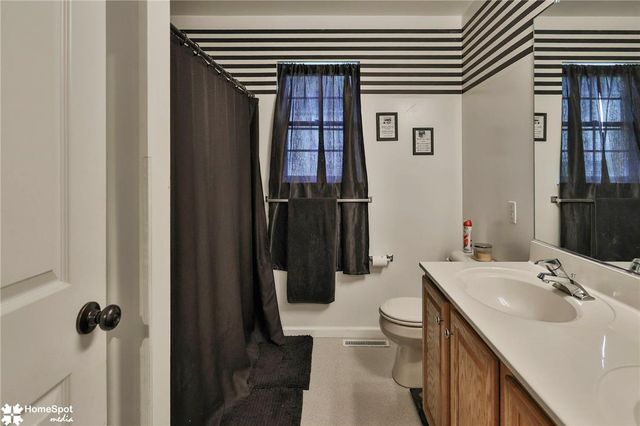 5016 Foxrun Lane, Whitehall Twp, PA 18052