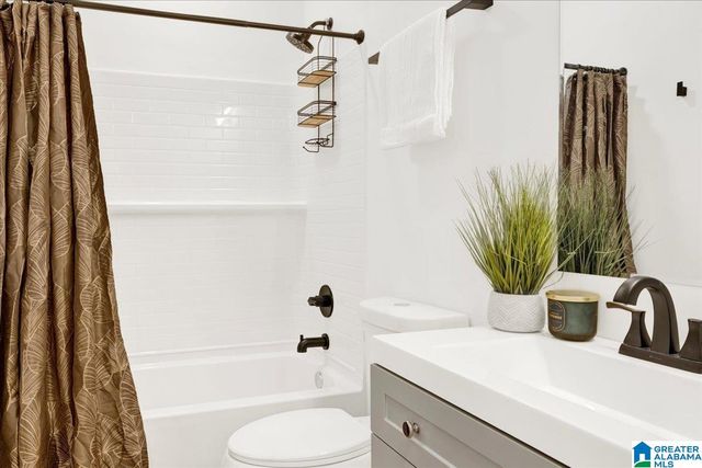 4831 2ND AVENUE N, Birmingham, AL 35212