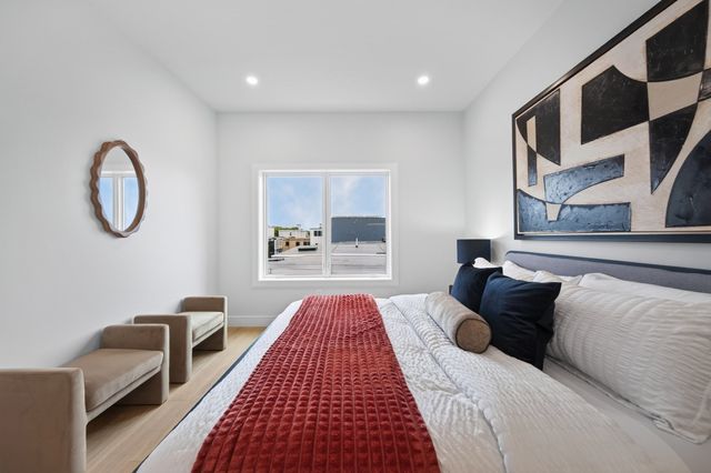 250 Bremen U2, Boston, MA 02128