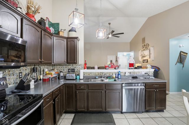 1073 Central Park Boulevard S, Greenwood, IN 46143