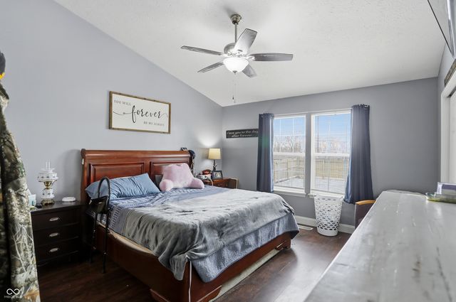 1073 Central Park Boulevard S, Greenwood, IN 46143