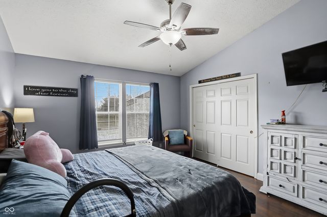 1073 Central Park Boulevard S, Greenwood, IN 46143