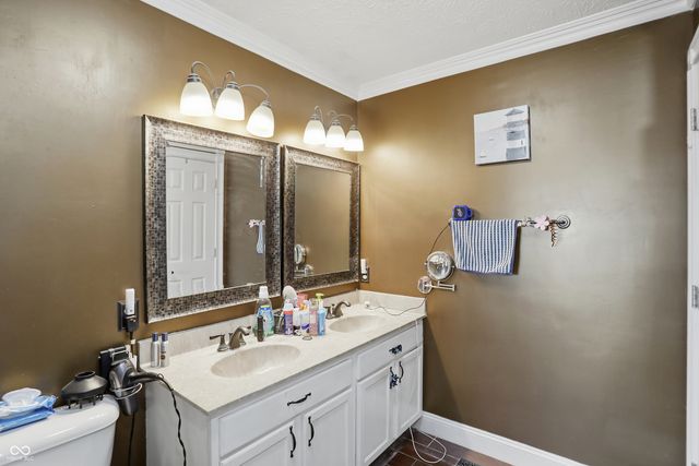 1073 Central Park Boulevard S, Greenwood, IN 46143