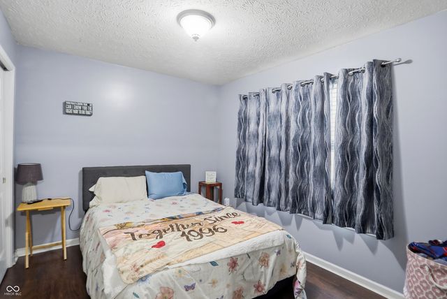 1073 Central Park Boulevard S, Greenwood, IN 46143