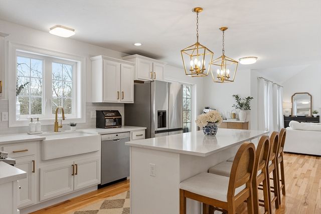 1180 Elm St Willow, Leominster, MA 01453