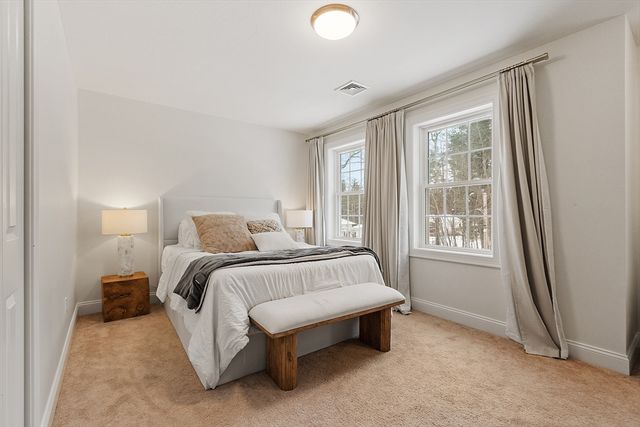 1180 Elm St Willow, Leominster, MA 01453