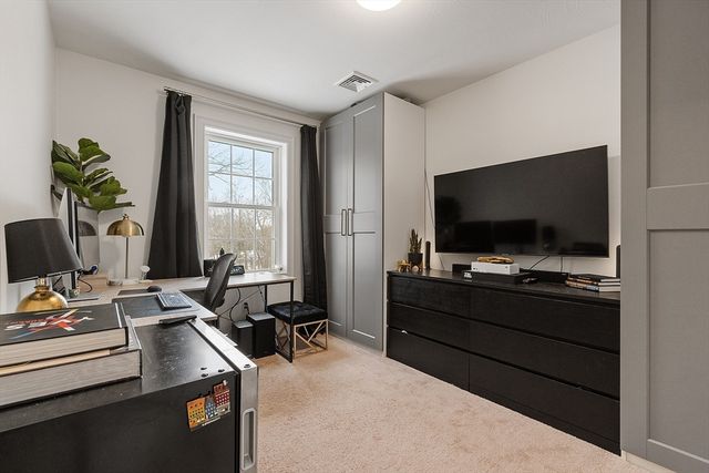 1180 Elm St Willow, Leominster, MA 01453