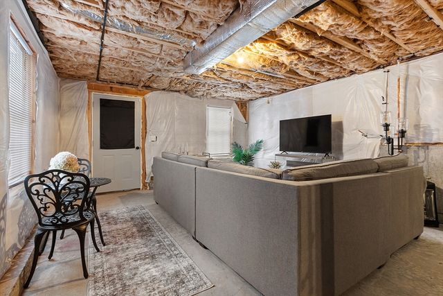 1180 Elm St Willow, Leominster, MA 01453