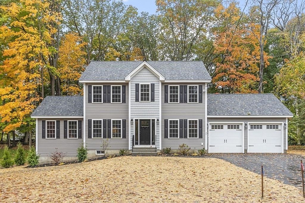 1180 Elm St Willow, Leominster, MA 01453