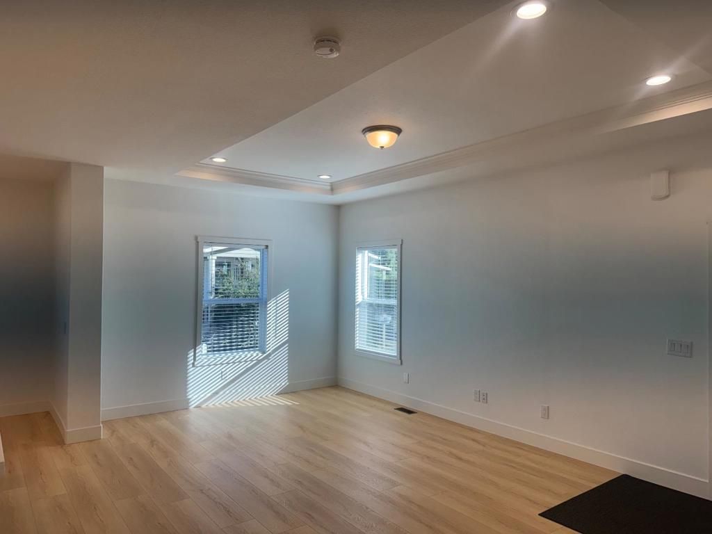 Image 5 of property listing at 3321 Ashwood Way, Soquel, CA 95073