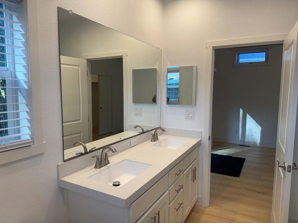 Image 9 of property listing at 3321 Ashwood Way, Soquel, CA 95073