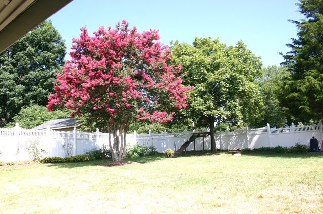 1647 Woodridge Circle, Hickory, NC 28602