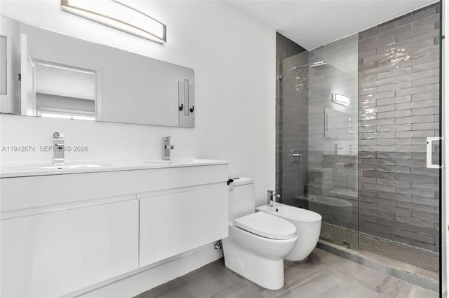 3855 SW 1st St, Miami, FL 33134