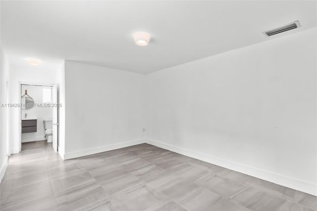 3855 SW 1st St, Miami, FL 33134