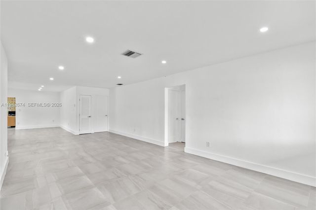 3855 SW 1st St, Miami, FL 33134