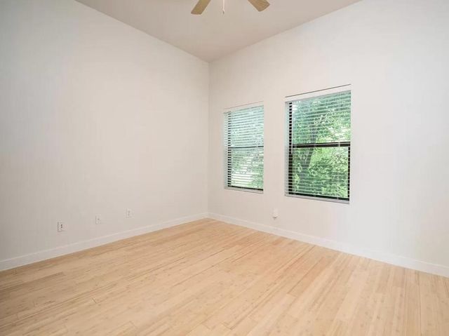 1907 W 30th ST B, Austin, TX 78703