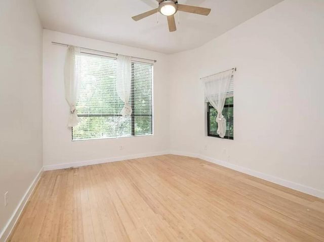 1907 W 30th ST B, Austin, TX 78703