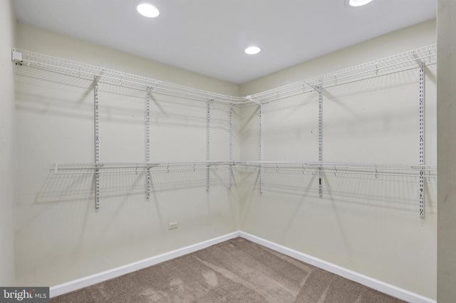 25 TIMBER RIDGE RD, Morgantown, PA 19543