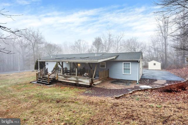 25 TIMBER RIDGE RD, Morgantown, PA 19543