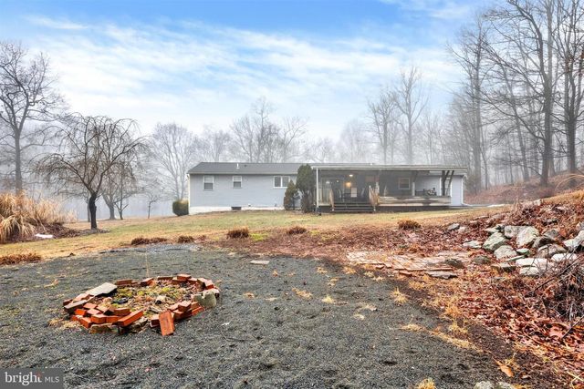 25 TIMBER RIDGE RD, Morgantown, PA 19543