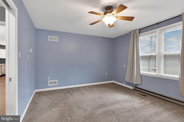 25 TIMBER RIDGE RD, Morgantown, PA 19543