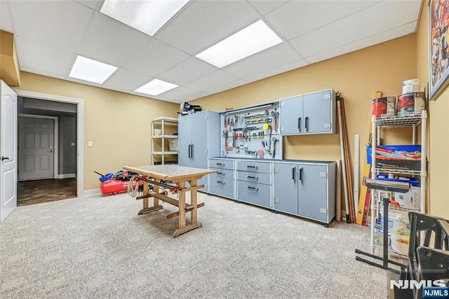 6 Keller Court, Park Ridge, NJ 07656