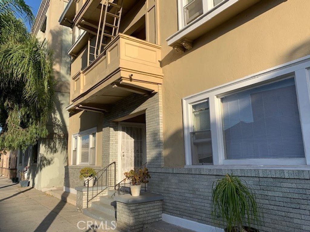 311 4 Street W, Long Beach, CA 90802