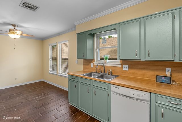 5504 Flagstone Drive, Shreveport, LA 71119