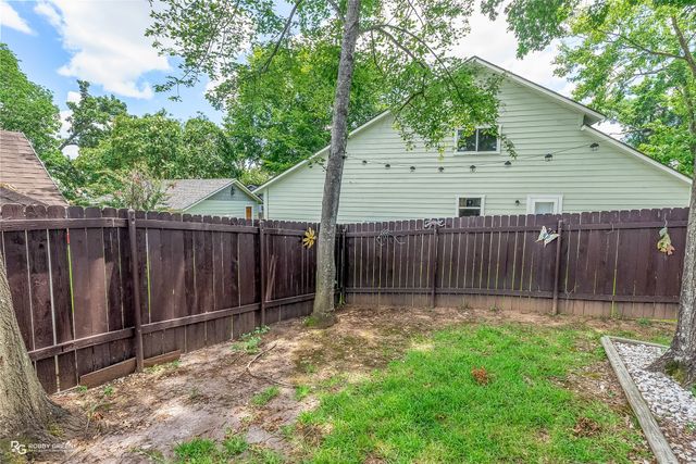 5504 Flagstone Drive, Shreveport, LA 71119