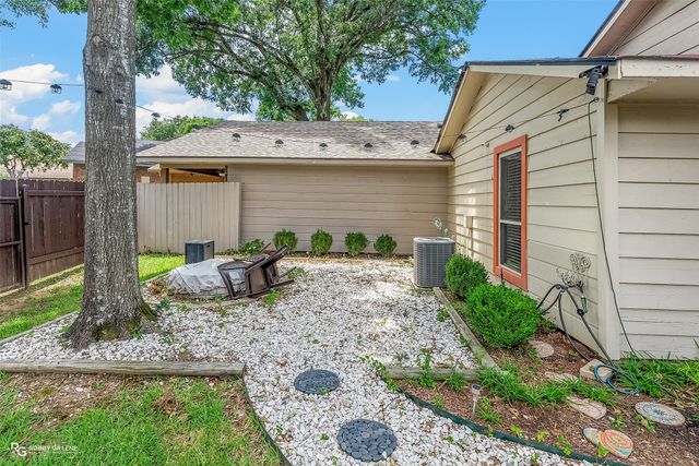 5504 Flagstone Drive, Shreveport, LA 71119