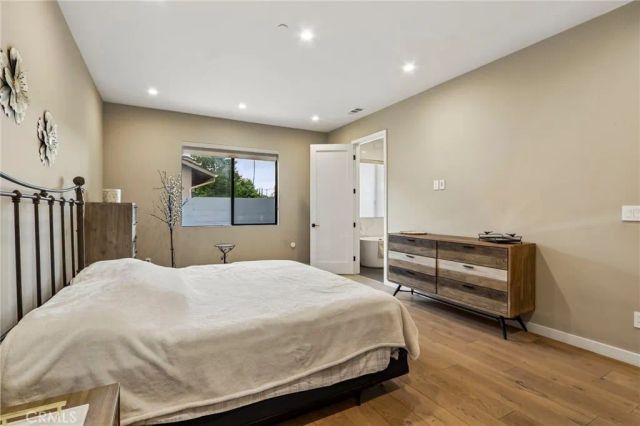 17812 Bromley Court, Encino, CA 91316