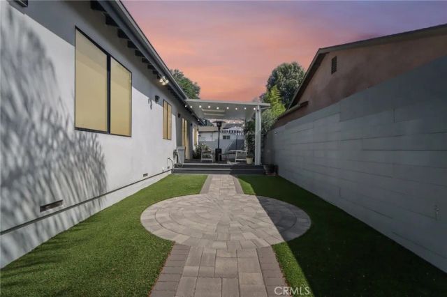 17812 Bromley Court, Encino, CA 91316