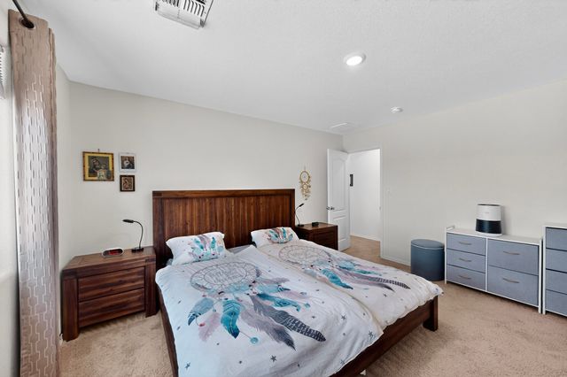 2401 DESI Loop, Belen, NM 87002