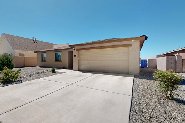 2401 DESI Loop, Belen, NM 87002