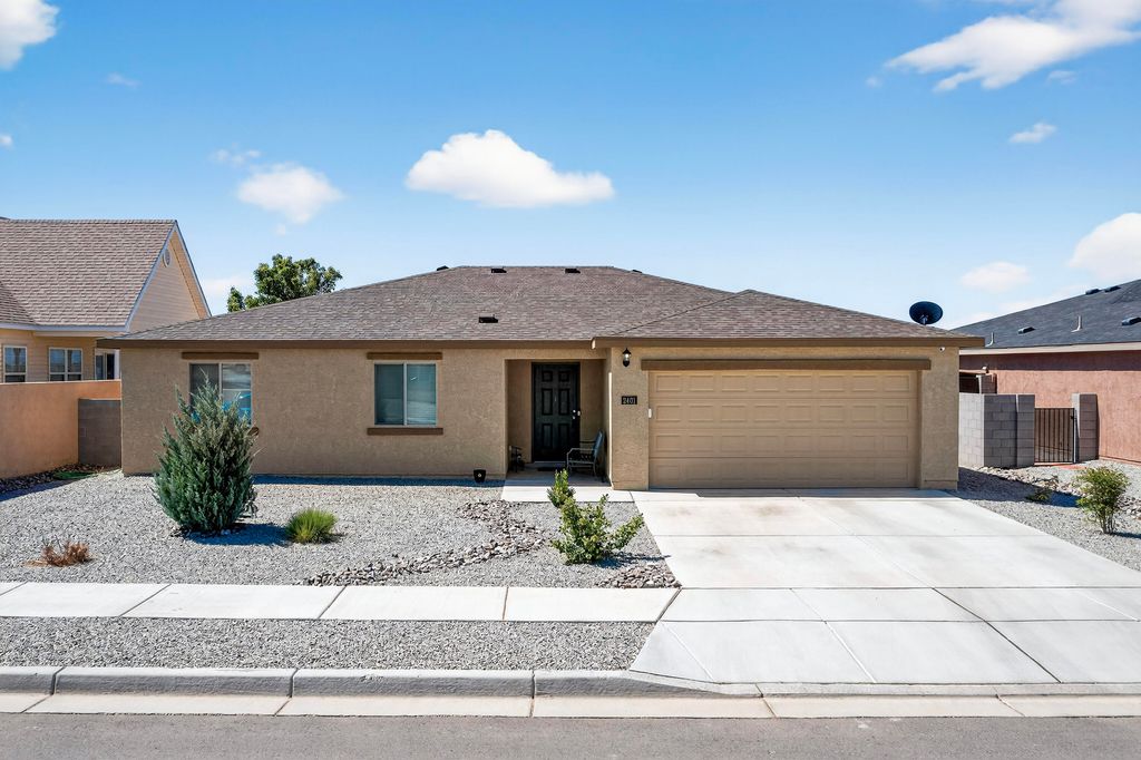 2401 DESI Loop, Belen, NM 87002