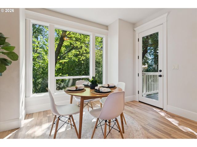 6345 CAUFIELD St, West Linn, OR 97068