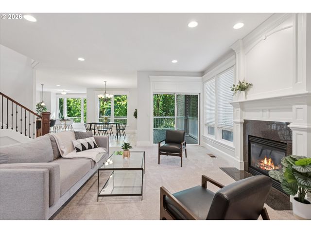 6345 CAUFIELD St, West Linn, OR 97068