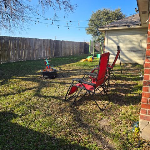 212 Druse LN, Jarrell, TX 76537