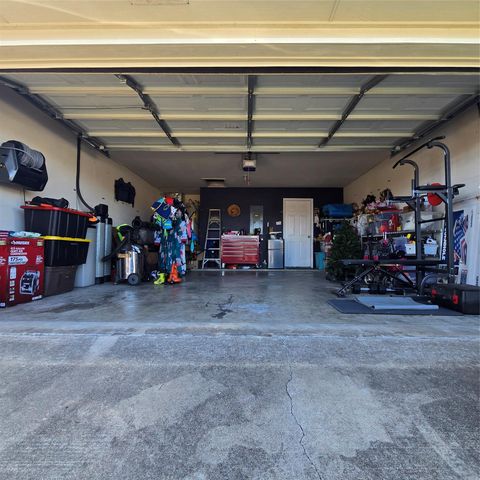 212 Druse LN, Jarrell, TX 76537