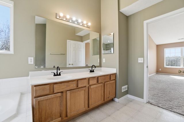 5795 Furlong Way, Liberty Twp, OH 45011