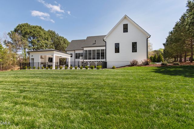 68 Harvest Lane, Pittsboro, NC 27312